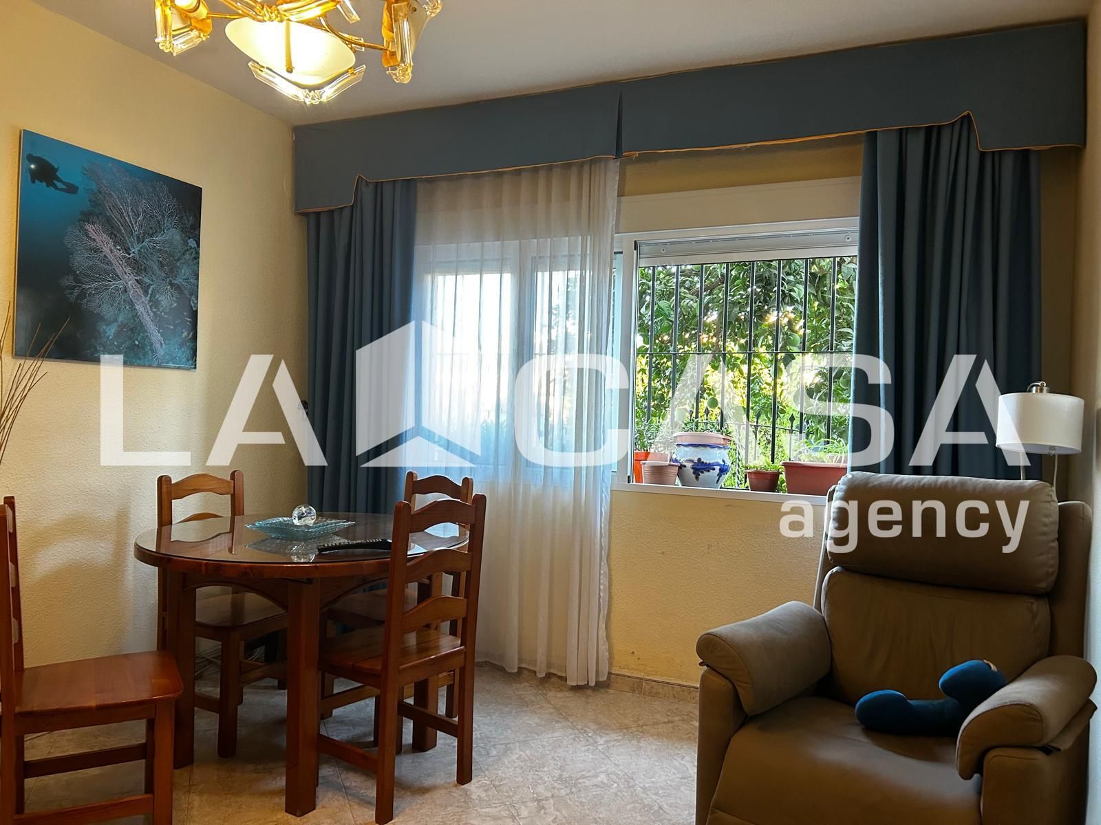 Comedor de Casa adosada en venta en Montequinto con Aire acondicionado y Piscina