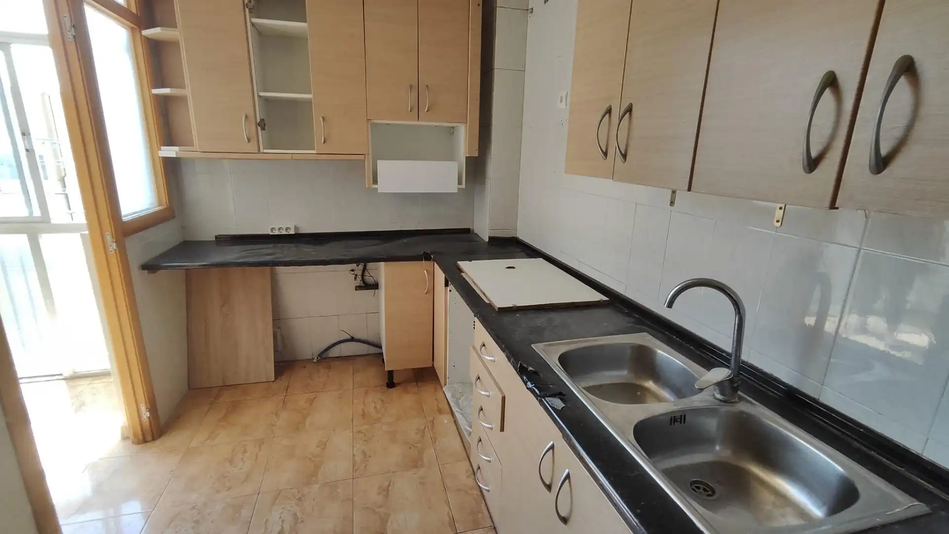 Cocina de Piso en venta en Barberà del Vallès