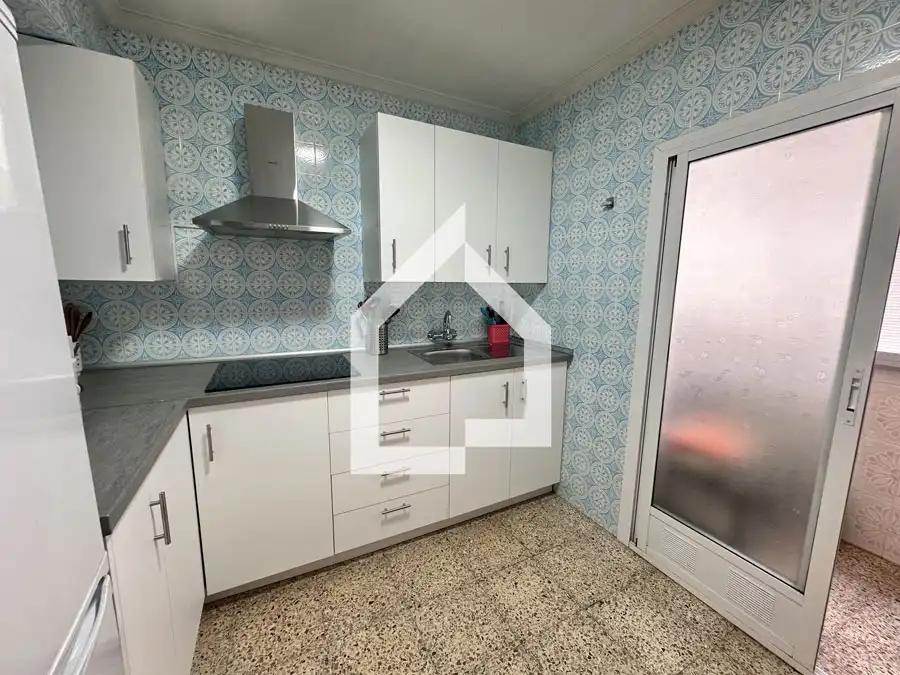 Cuina de Pis per a compartir en San Vicente del Raspeig / Sant Vicent del Raspeig amb Terrassa, Moblat i Forn
