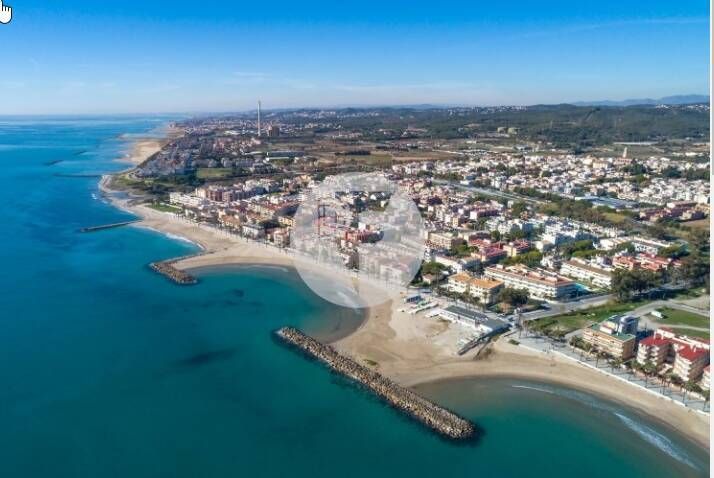 Exterior view of Premises for sale in Cubelles