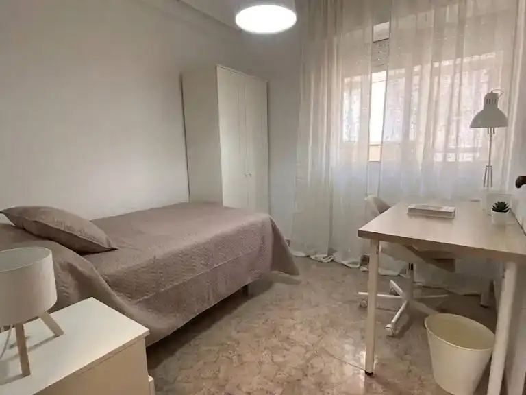 Schlafzimmer von Wohnung zur Miete in Cartagena mit Klimaanlage und Balkon