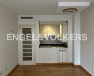 Kitchen of Apartment to rent in  Madrid Capital  with Air Conditioner, Heating and Parquet flooring