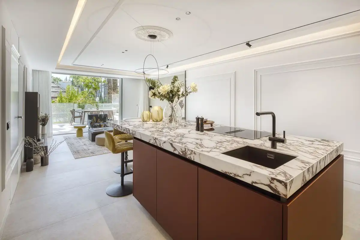 Cocina de Planta baja en venta en Marbella con Aire acondicionado, Terraza y Piscina comunitaria