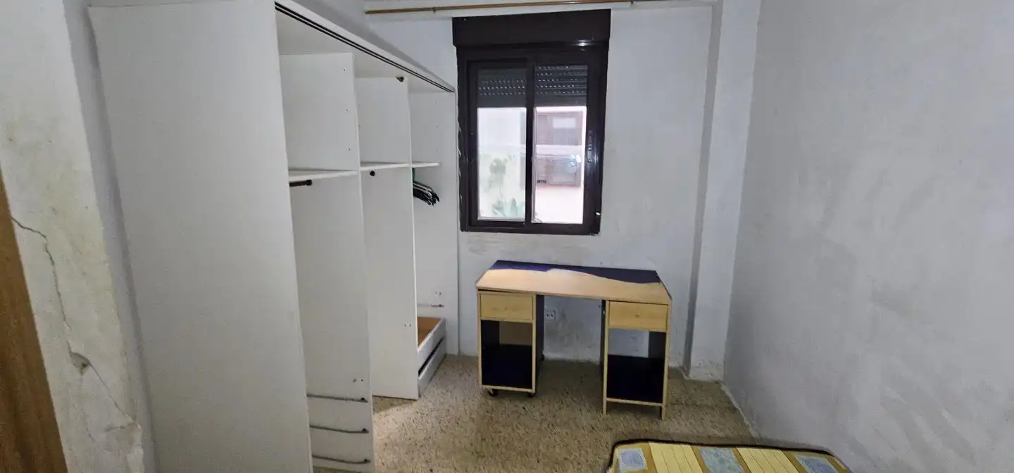 Habitación de Planta baja en venta en Coslada con Aire acondicionado y Terraza