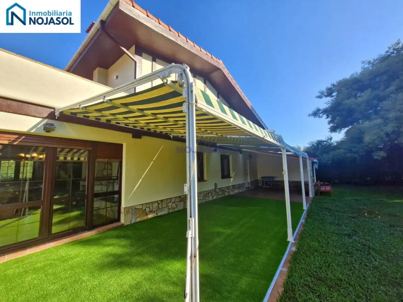 Terraza de Casa o chalet en venta en Meruelo, Cantabria