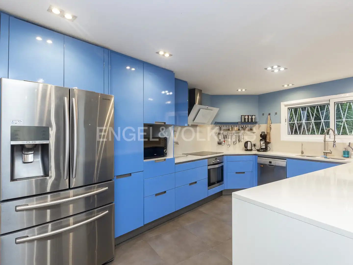 Cocina de Casa o chalet de alquiler en Castelldefels con Aire acondicionado, Calefacción y Jardín privado