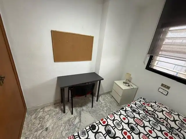 Schlafzimmer von Wohnungen zur Miete in Murcia mit Klimaanlage, Heizung und Terrasse