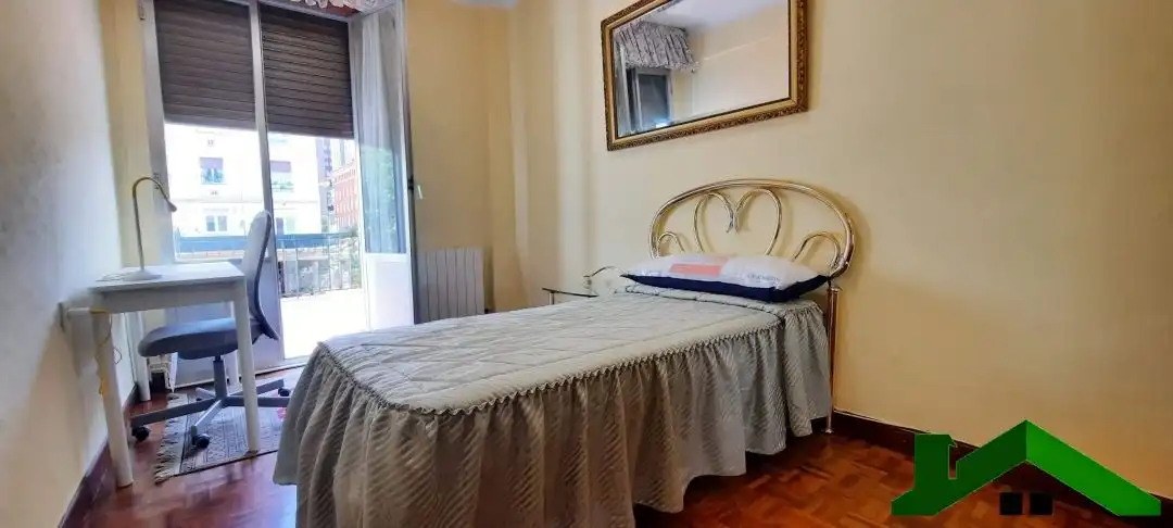 Wohnung zur Miete in Baztan Haranaren Plaza, San Ignacio - Elorrieta