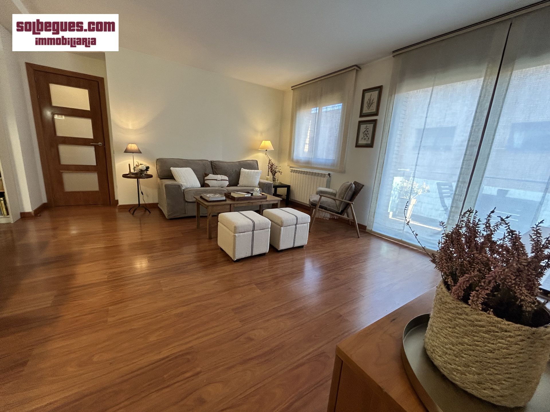 Wohnzimmer von Maisonette zum Verkauf in Begues mit Heizung, Terrasse und Abstellraum