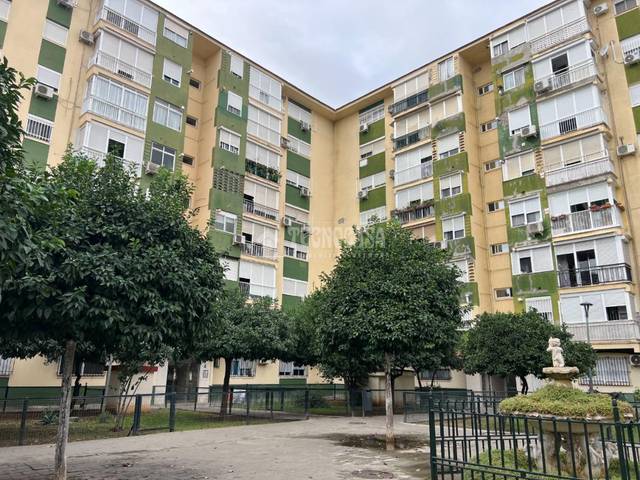 Piso en Venta en Parque Alcosa