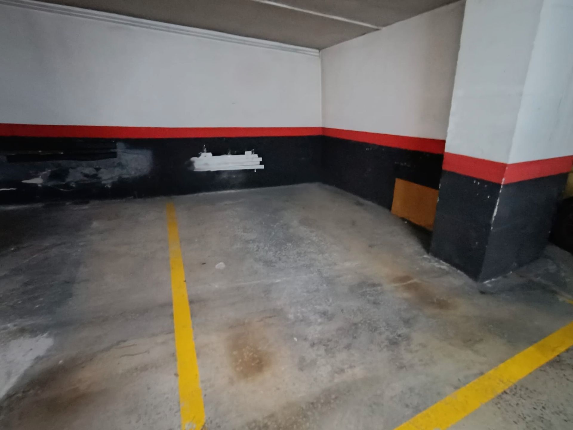 Garaje de alquiler en Carrer de Vèlia, 22, Vilapicina i la Torre Llobeta