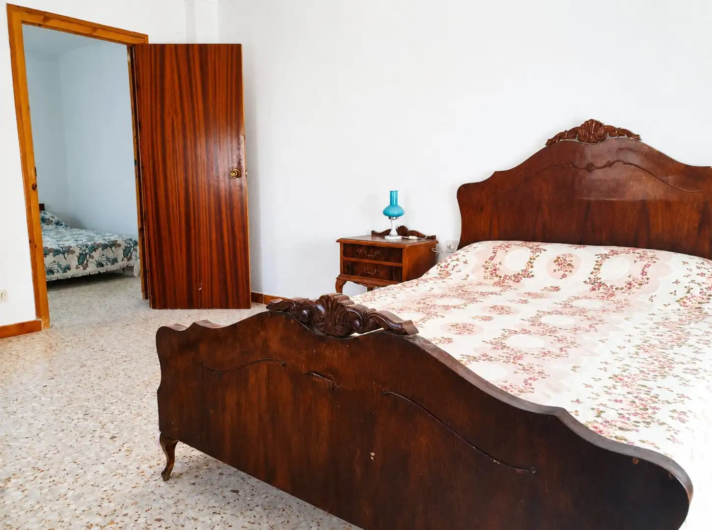 Schlafzimmer von Country house zum Verkauf in Montón mit Abstellraum