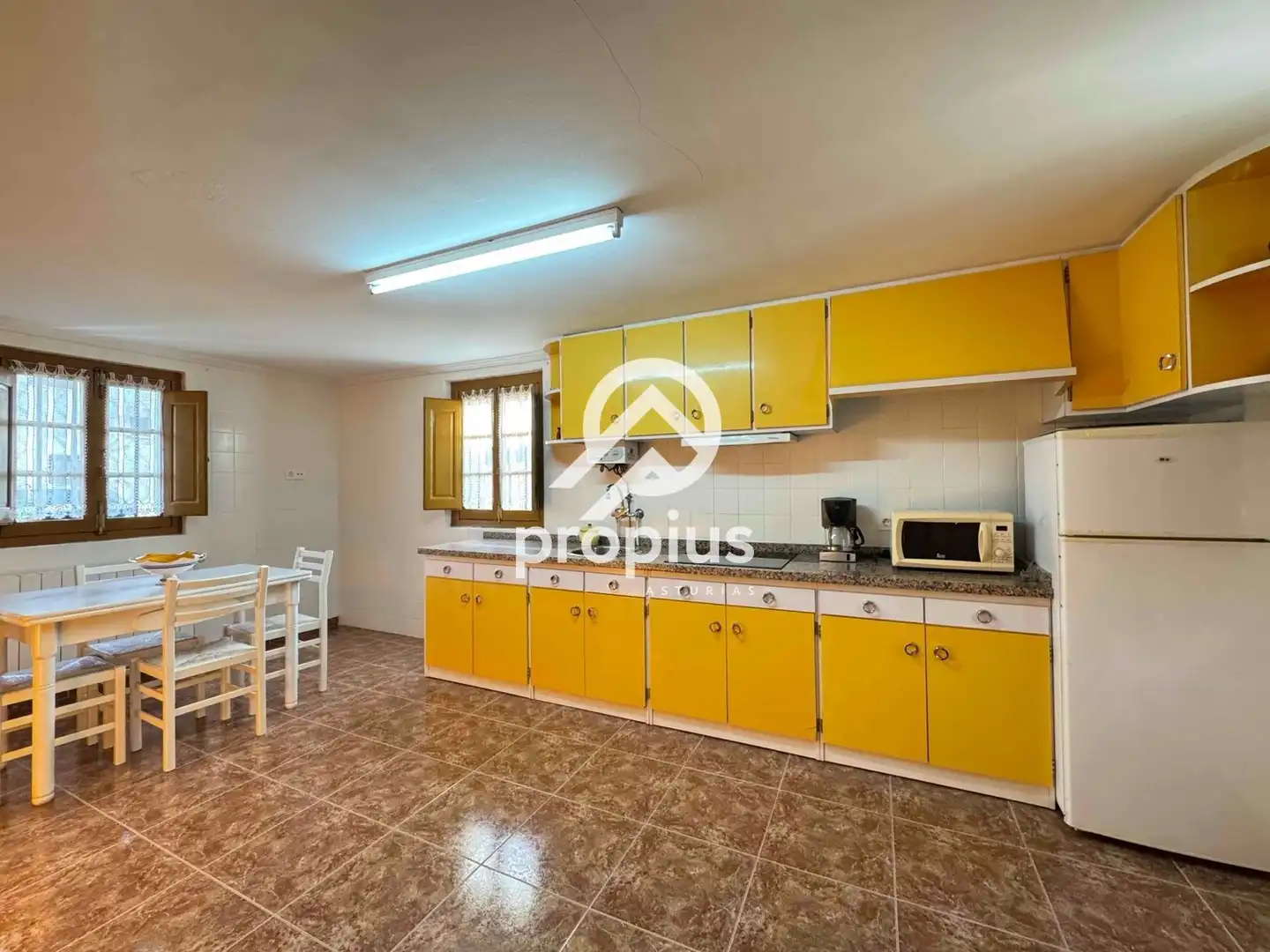Cocina de Casa o chalet en venta en Parres con Calefacción, Jardín privado y Parquet