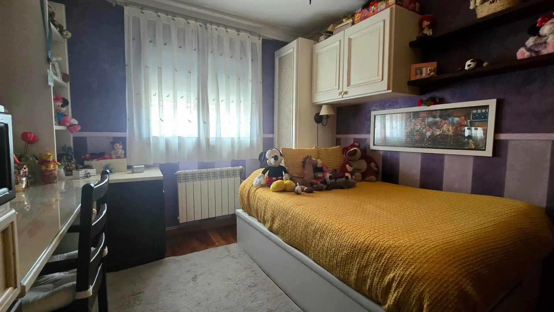 Habitación de Casa adosada en venta en Alcalá de Henares con Aire acondicionado, Calefacción y Jardín privado