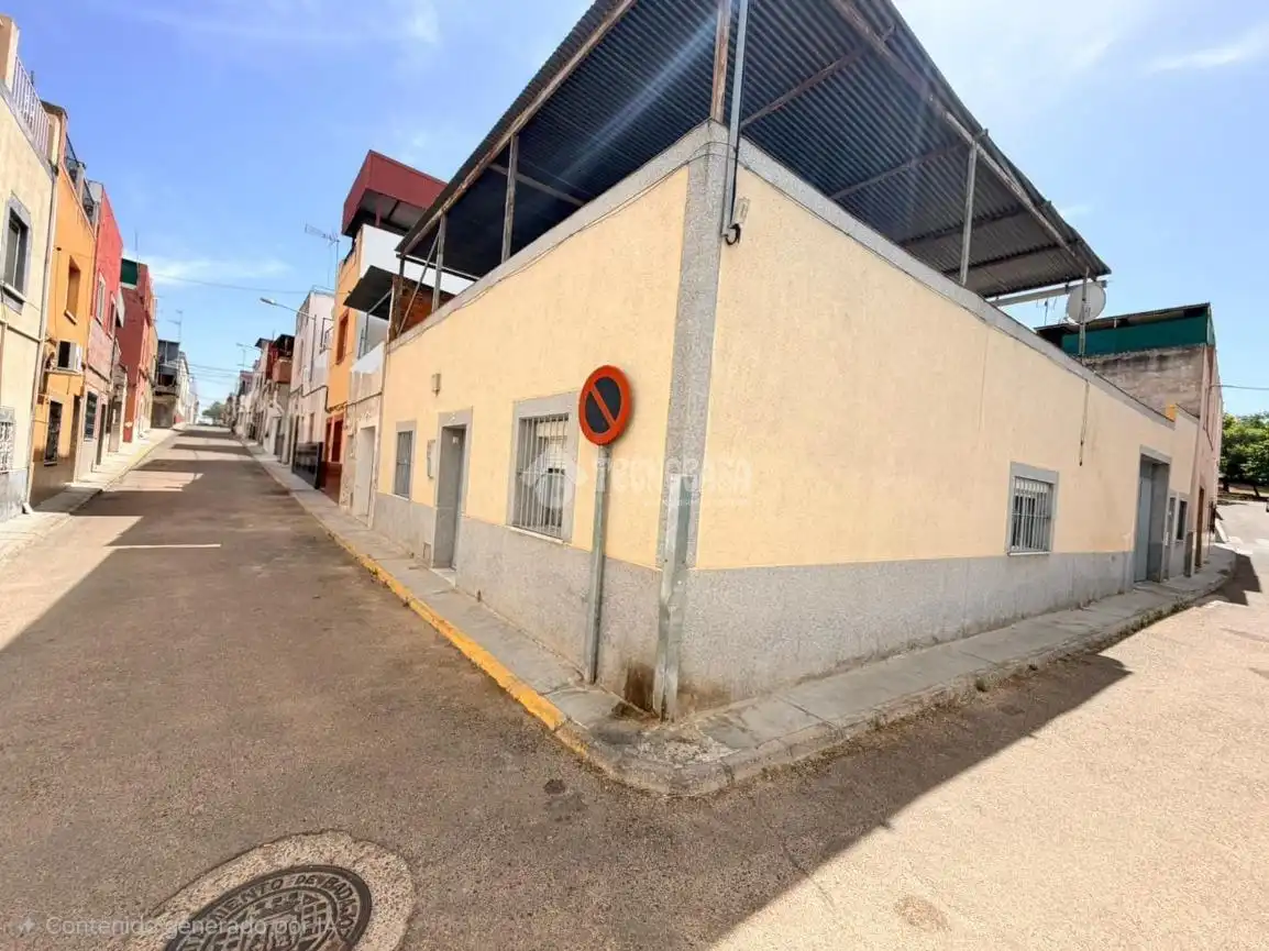 Vista exterior de Casa o chalet en venta en Badajoz con Terraza y Trastero
