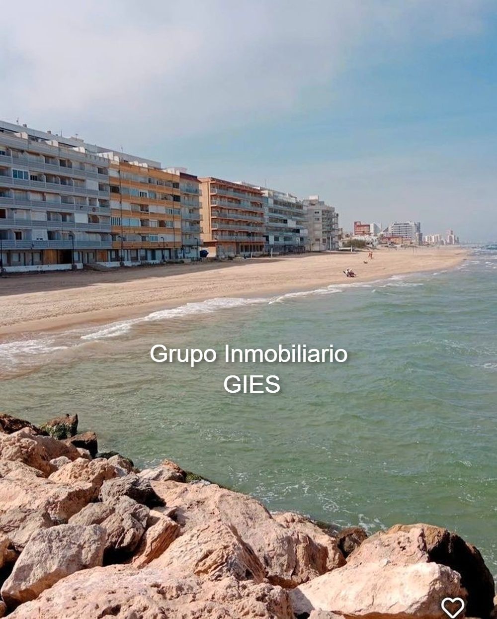 Exterior view of Apartment for sale in  Valencia Capital  with Heating, Terrace and Furnished