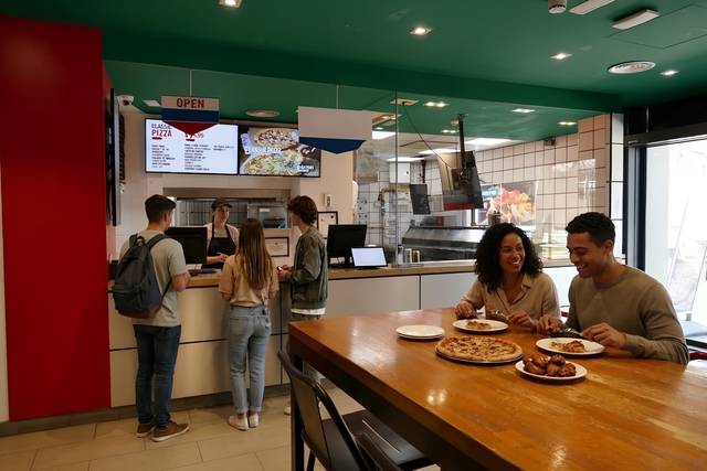 Local comercial en Venta en Meridiana en El Parc i la Llacuna del Poblenou