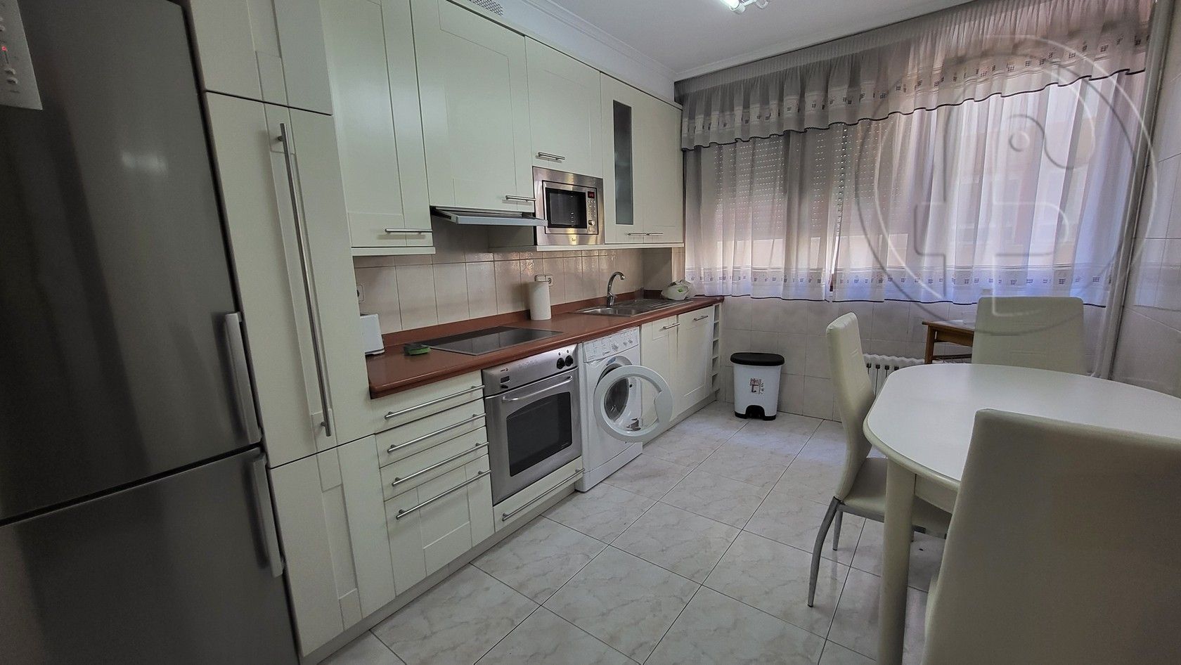 Küche von Wohnung zur Miete in Santander mit Heizung, Möbliert und Ofen