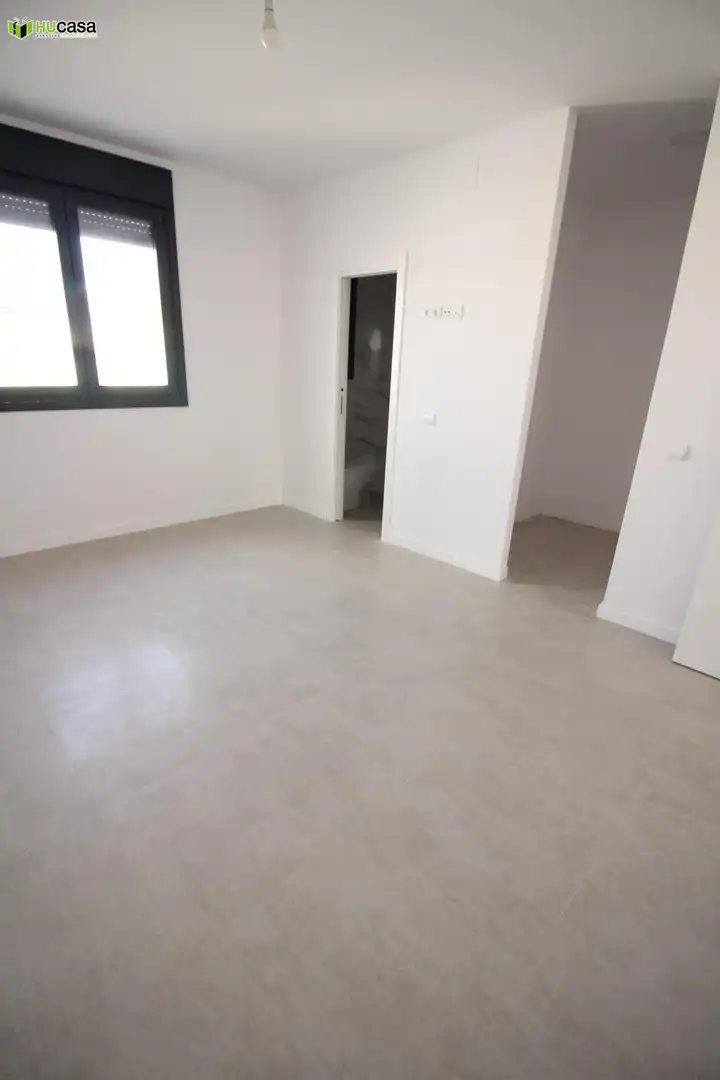 Casa adosada en venta en Argés