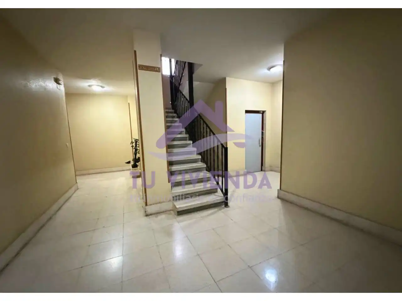 Garaje en venta en Saldaña