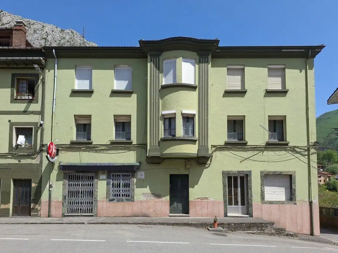 Vista exterior de Piso en venta en Morcín