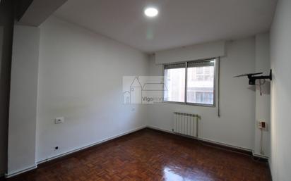 Bedroom of Flat for sale in Vigo   with Heating and Parquet flooring