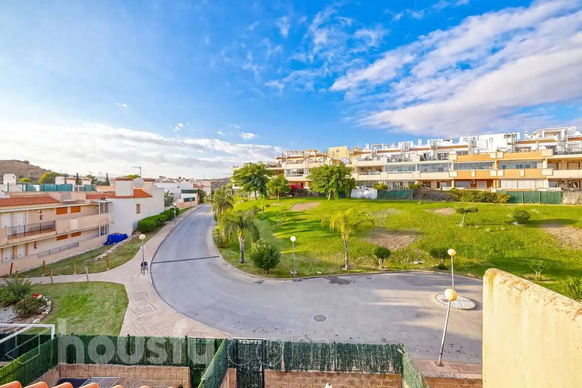 Exterior view of Flat for sale in Doña Julia Golf