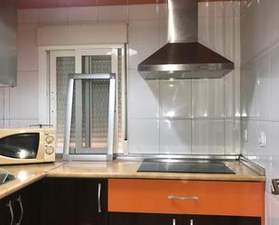 Kitchen of Flat to rent in Plasencia  with Air Conditioner and Balcony