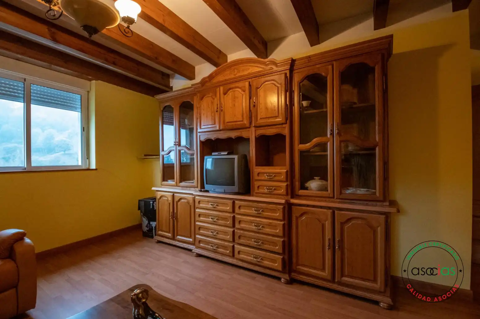 Sala d'estar de Casa o xalet en venda en Cabranes amb Calefacció, Jardí privat i Parquet
