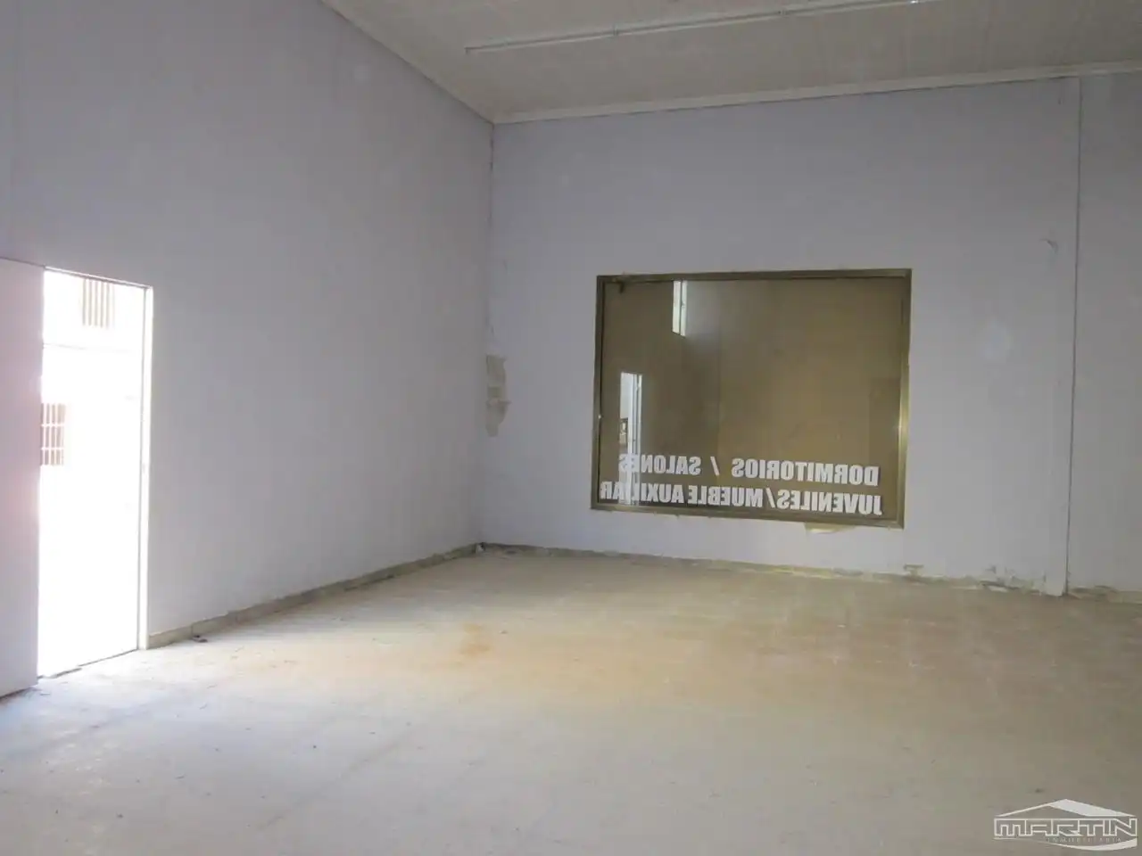 Industrial buildings for sale in Lucena
