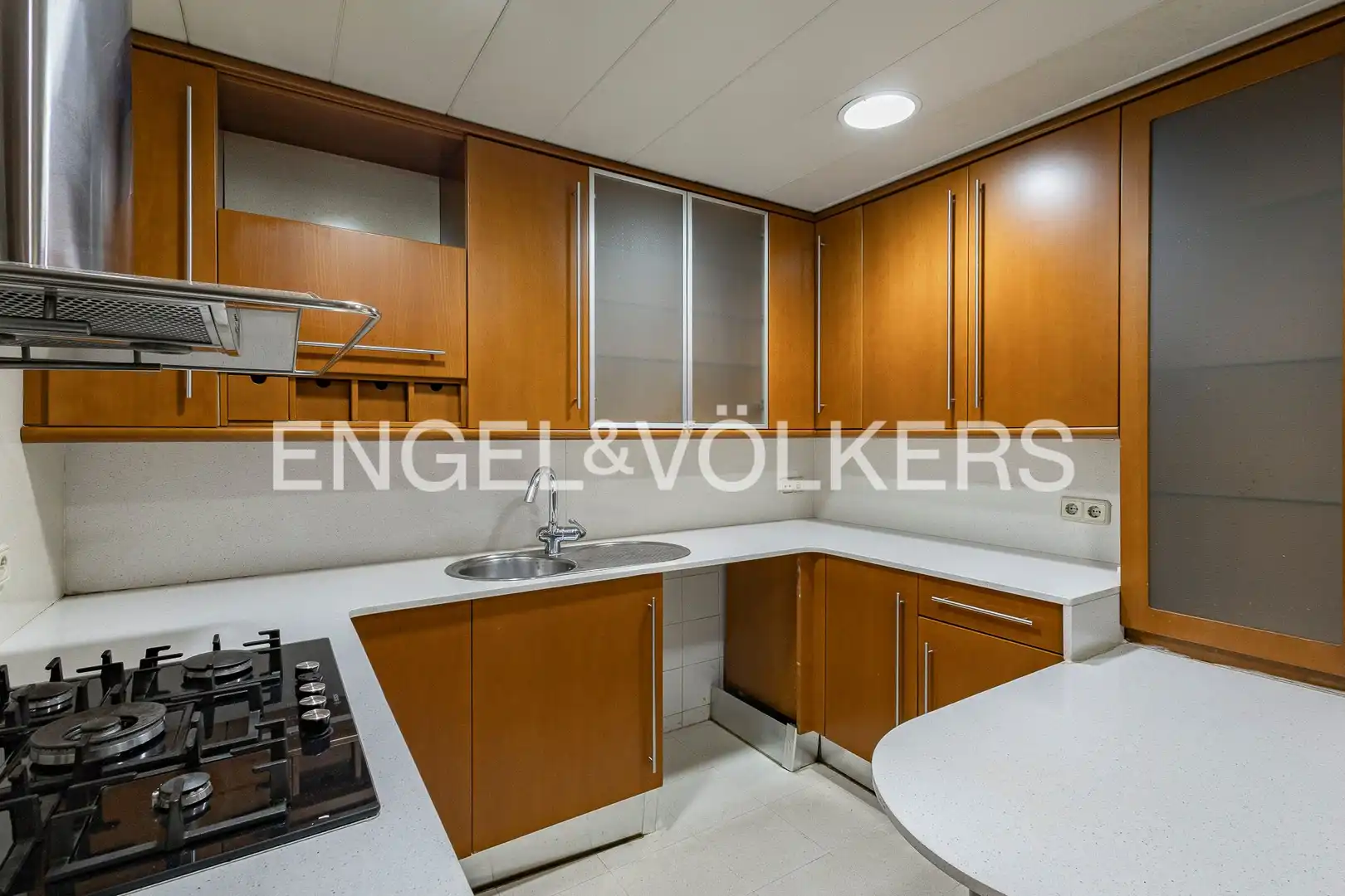 Küche von Wohnung zur Miete in Barcelona mit Klimaanlage, Heizung und Terrasse