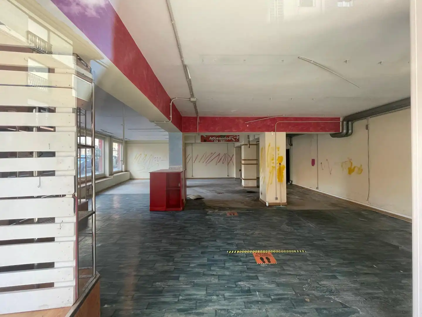 Local comercial en venda a San Mamés - La Palomera, imagen 2