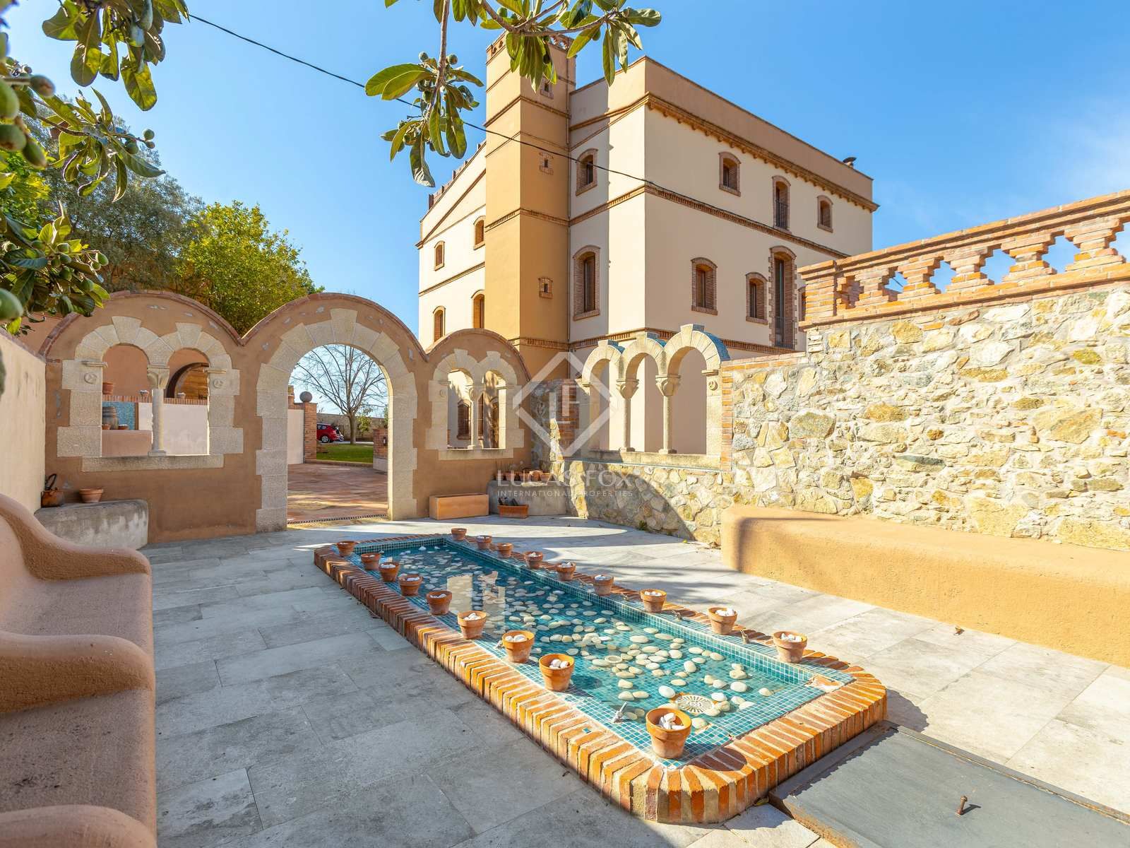 Country house for sale in Alella