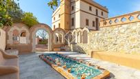 Vista exterior de Finca rústica en venda en Alella amb Terrassa i Piscina