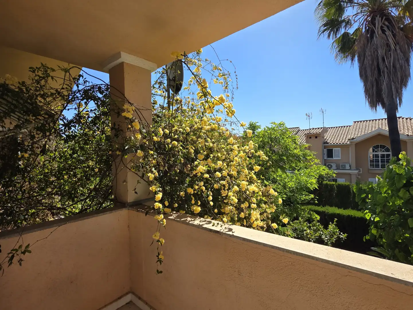 Terrassa de Casa adosada en venda en Benicasim / Benicàssim amb Calefacció, Jardí privat i Terrassa