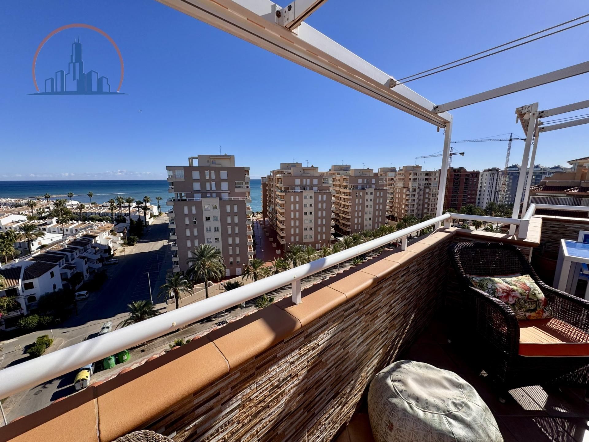 Attic for sale in Urbanizacion POLIGONO J  VENEZIOLA, Veneziola