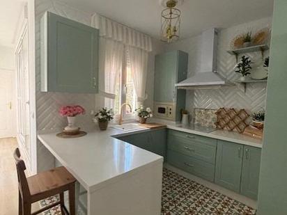 Kitchen of House or chalet for sale in  Sevilla Capital  with Air Conditioner and Terrace