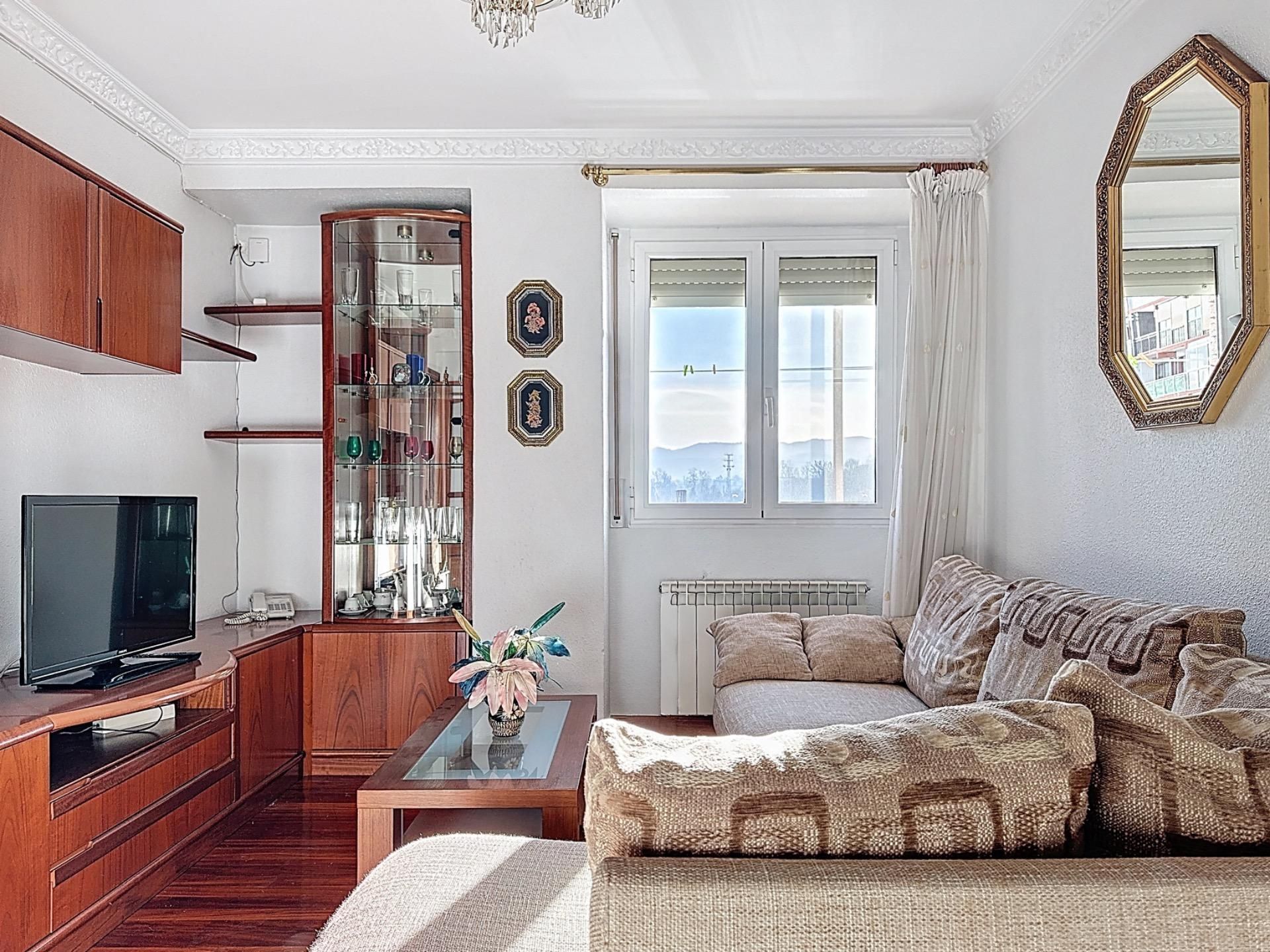 Living room of Planta baja for sale in Errenteria  with Heating, Storage room and Balcony