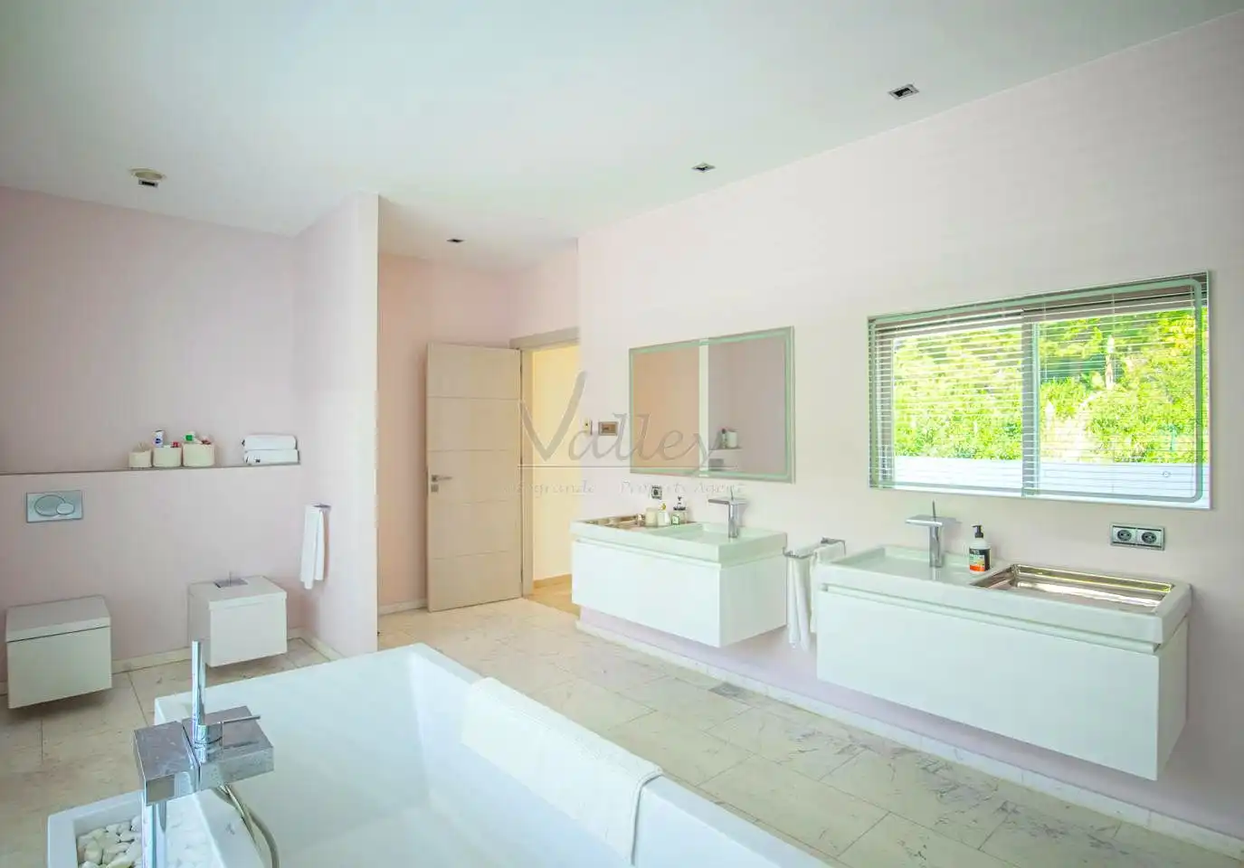 Baño de Casa o chalet de alquiler en Sotogrande con Aire acondicionado, Jardín privado y Terraza