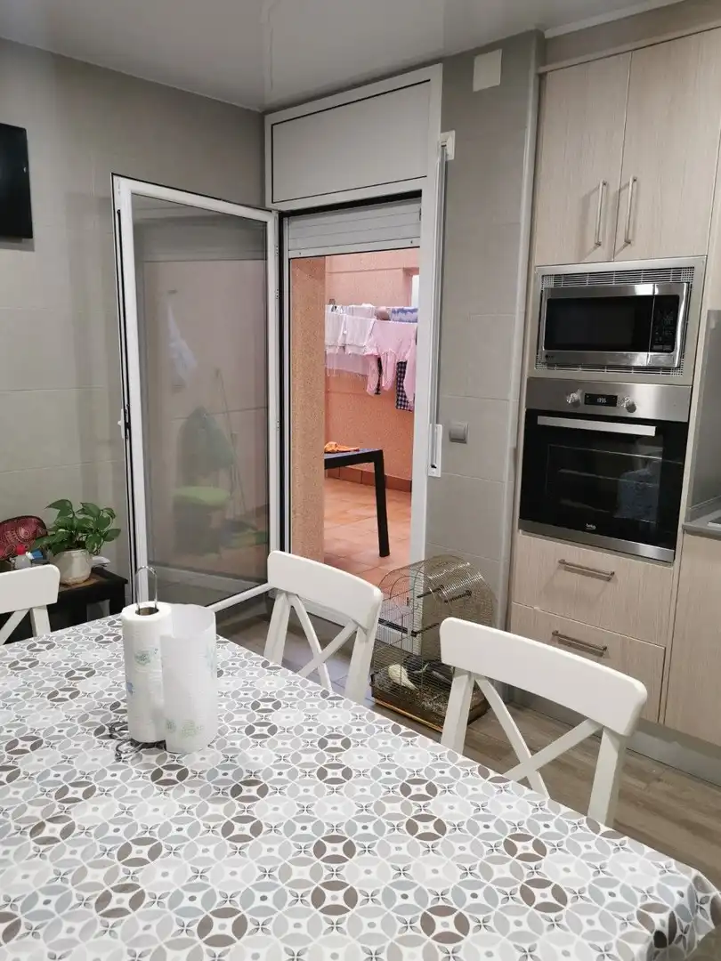 Küche von Wohnung zum Verkauf in Mollet del Vallès mit Klimaanlage, Parkett und Abstellraum