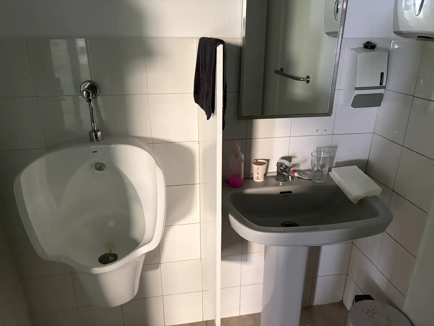 Badezimmer von Fabrikhallen zur Miete in Vigo 