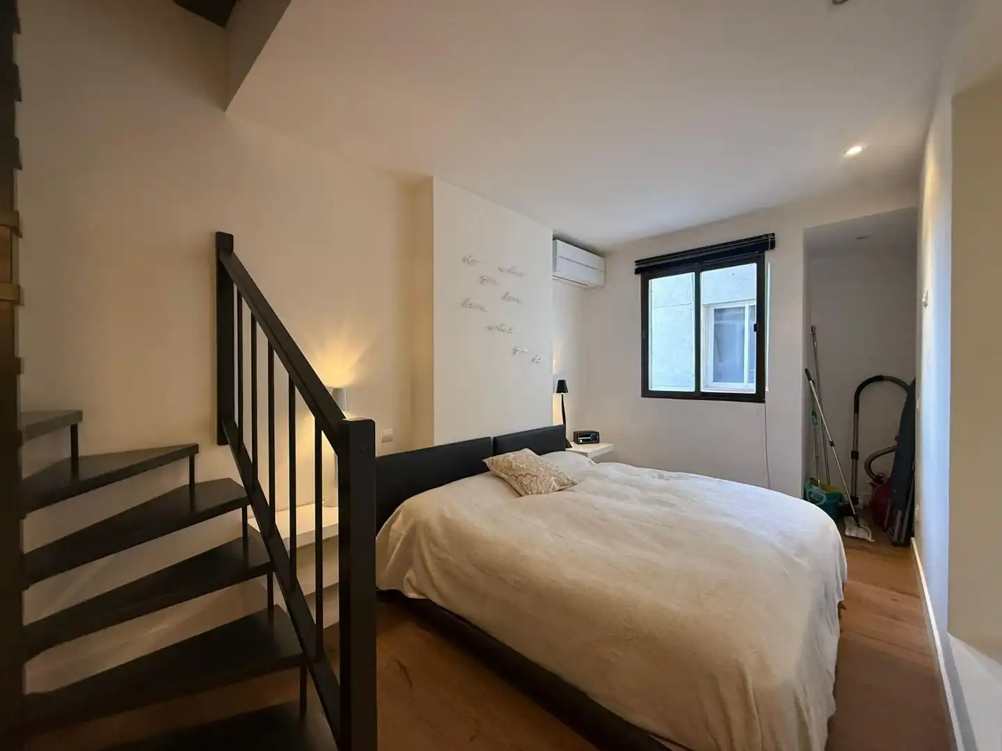 Bedroom of Duplexes for sale in Madrid  with Air Conditioner, Heating and Storage room