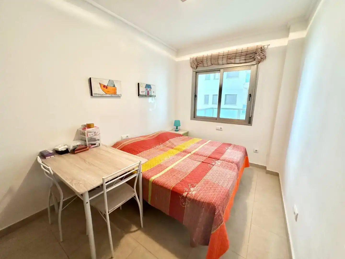 Dormitori de Apartament en venda en La Manga del Mar Menor amb Aire condicionat, Piscina i Balcó