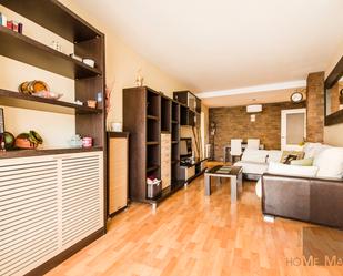 Living room of Flat for sale in  Madrid Capital  with Air Conditioner, Heating and Storage room