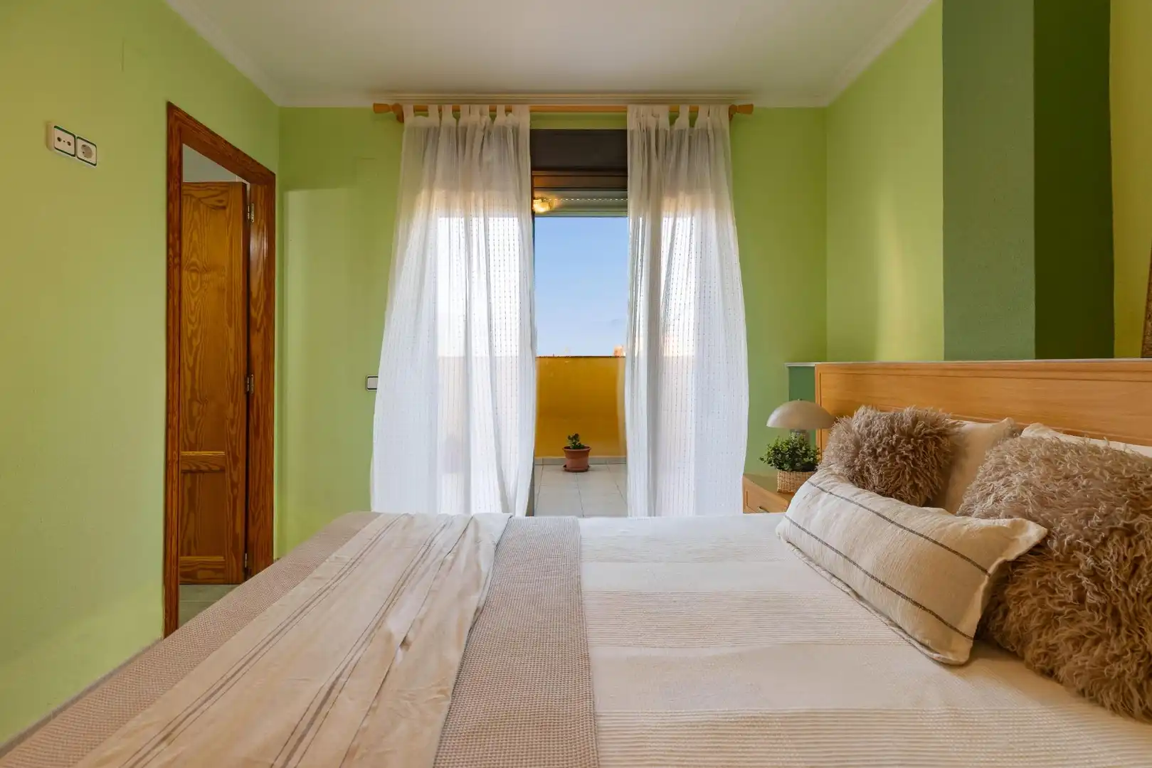Habitación de Ático en venta en Tavernes de la Valldigna con Terraza, Trastero y Amueblado