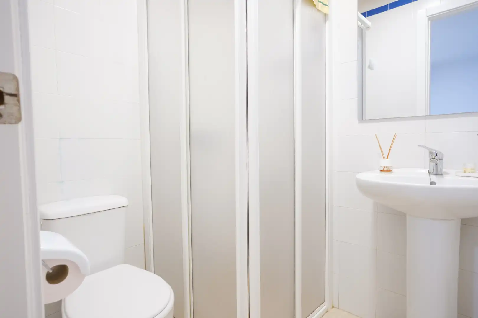 Bathroom of Country homes for sale in Teba  with Air Conditioner, Private garden and Storage room