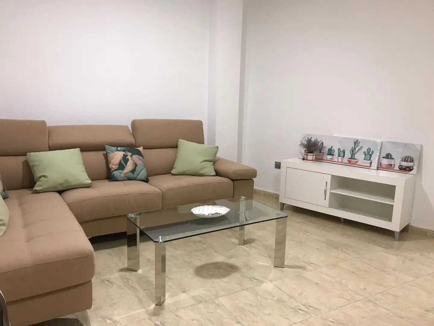 Wohnzimmer von Wohnung zur Miete in Churriana de la Vega mit Möbliert