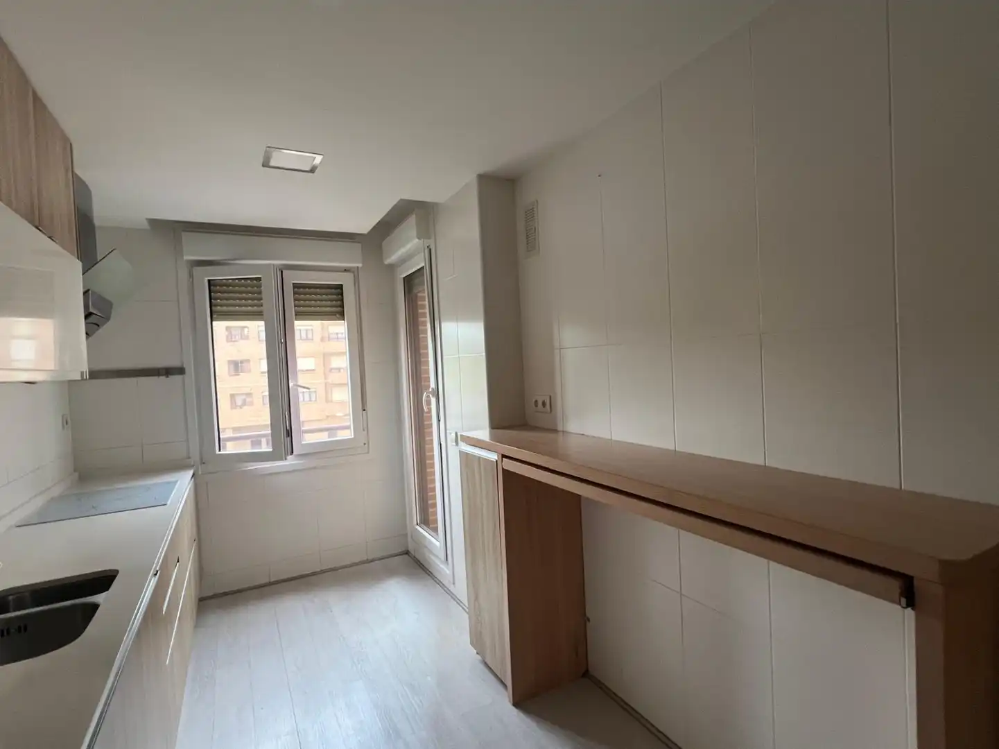 Bedroom of Flat for sale in  Logroño  with Air Conditioner, Heating and Terrace
