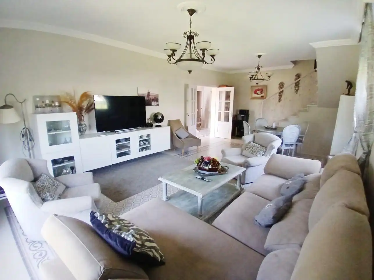 Wohnzimmer von Haus oder Chalet zum Verkauf in Aljaraque mit Heizung, Privatgarten und Schwimmbad