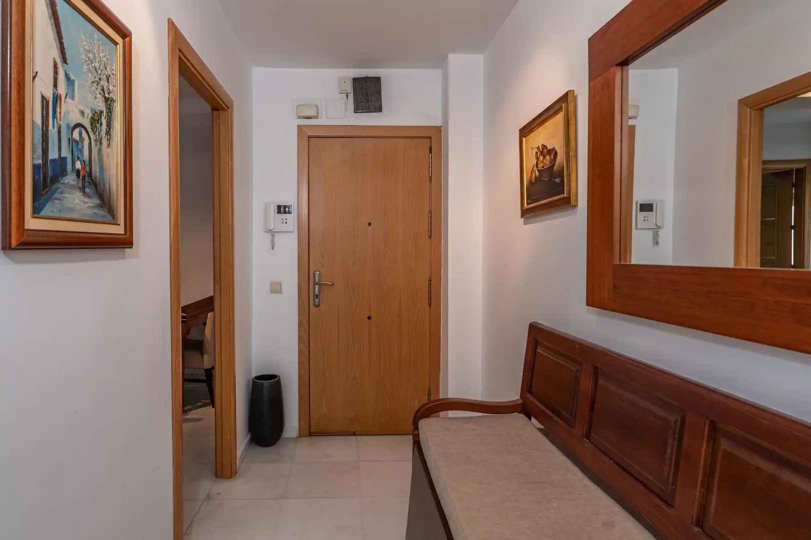 Flat for rent in Sevilla  with Air Conditioner, Heating and Furnished